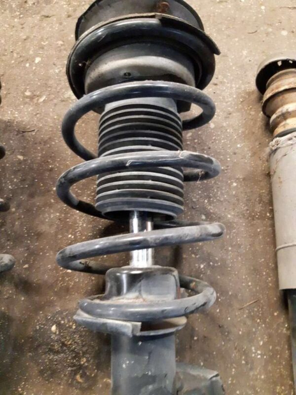 Bmw 1 E87  Fahrwerk BJ 2008 Diesel 334626 334625 – Bild 2