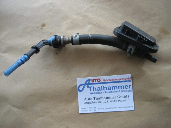 Seat Leon Kraftstoffschlauch mit Dämpfer 5Q0127242B