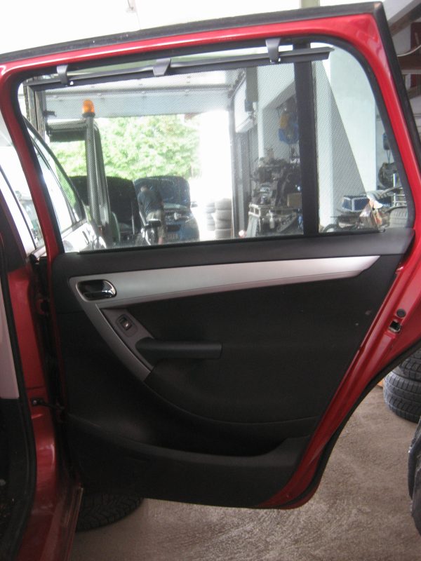 Citroen C4 2011 Tür hinten rechts – Bild 3