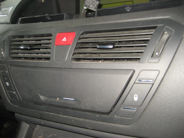 Citroen C4 2011 Innenraum Ersatzteile
