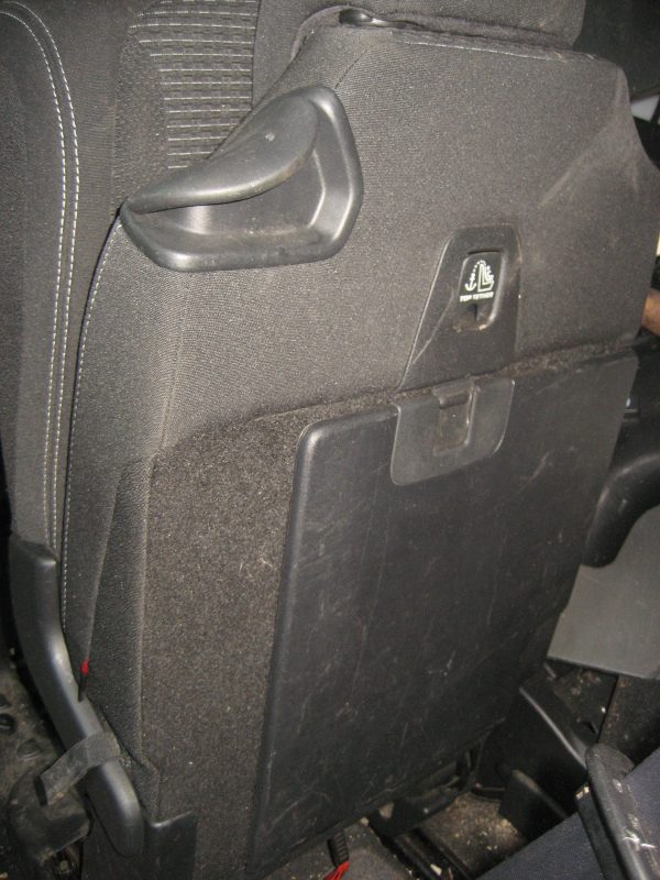 Citroen C4 2011 Rücksitz – Bild 4