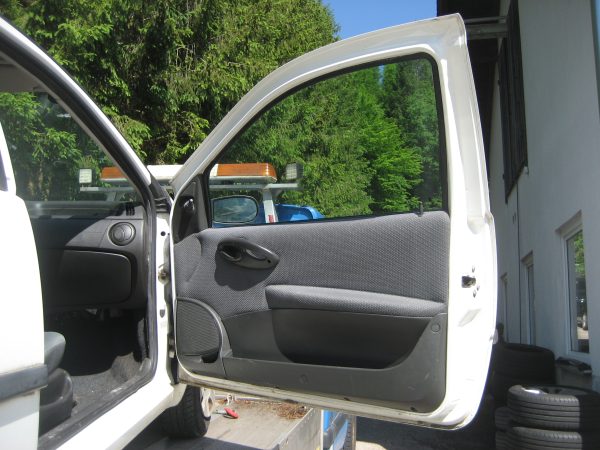 Fiat Punto 188 AXA1A Ersatzteilspender – Bild 4