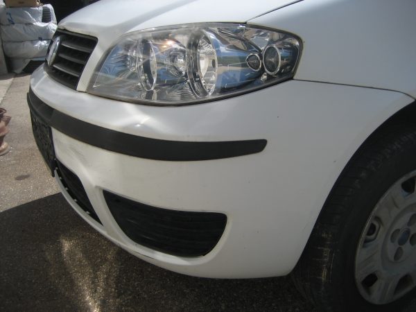 Fiat Punto 188 AXA1A Ersatzteilspender – Bild 11