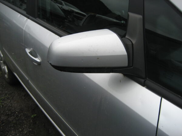 Opel Zafira B Karosserieteile – Bild 6