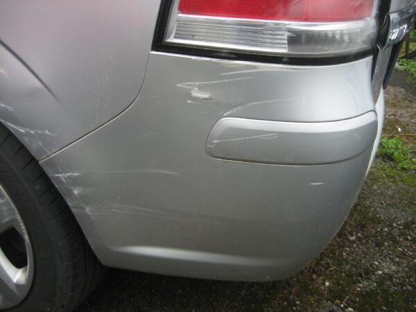 Opel Zafira B Karosserieteile – Bild 12
