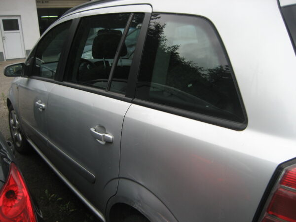 Opel Zafira B Karosserieteile – Bild 15