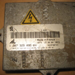 Peugeot 407 2004 Steuergerät für Xenonscheinwerfer 1 307 329 095 – Bild 3