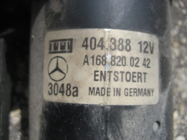 Mercedes A Scheibenwischermotor vorne mit Gestänge A1688200242 – Bild 5