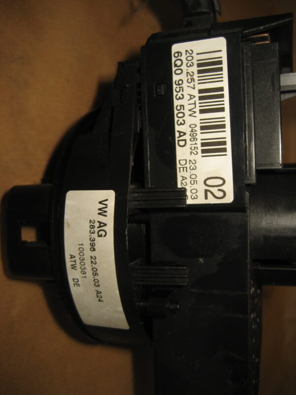 VW Polo 9N Lenkstockschalter 6Q0 953 503 AD – Bild 5
