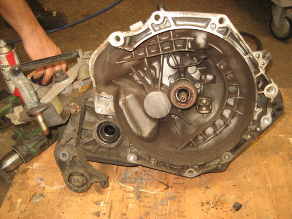 Getriebe Opel Corsa C 1200ccm Benzin E03312 F13C394