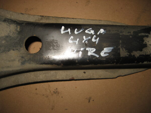 Ford Kuga 2010 hinten rechts – Bild 3