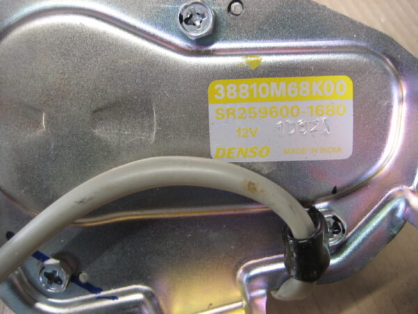 Suzuki Alto 2010 Scheibenwischermotor hinten 38810M68K00 – Bild 3