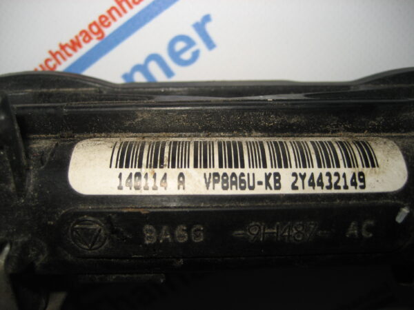 Ford Fiesta Kraftstoffverteiler Einspritzleiste VP8A6U – Bild 5