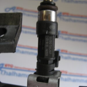 Ford Fiesta Kraftstoffverteiler Einspritzleiste VP8A6U – Bild 6