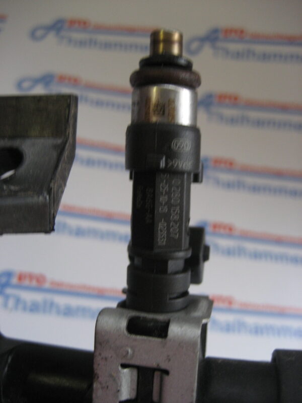 Ford Fiesta Kraftstoffverteiler Einspritzleiste VP8A6U – Bild 6