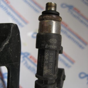 Ford Fiesta Kraftstoffverteiler Einspritzleiste VP8A6U – Bild 10