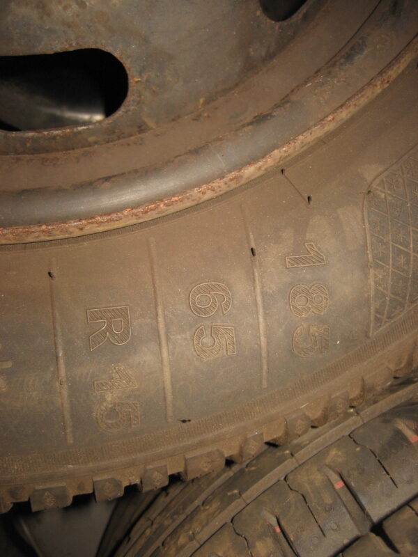 Winterreifen Peugeot 207 185/65 R15 – Bild 3
