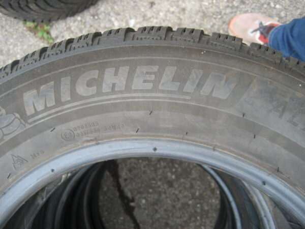 Winterreifen Gummi Michelin 195/65 R15 – Bild 2