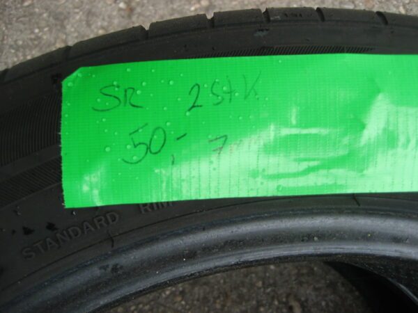 Sommerreifen Gummi Minerva 205/55 R16 – Bild 2