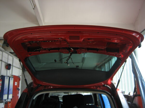 Skoda Yeti 2011 Heckklappe mit Scheibe – Bild 4