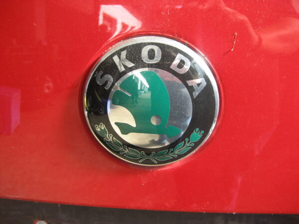 Skoda Yeti 2011 Heckklappe mit Scheibe – Bild 13