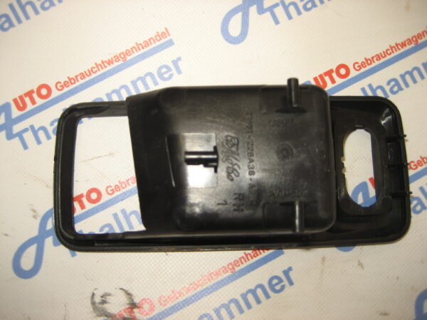 Ford Kuga 2010 Fensterheberschalter Verkleidung RH 3M51R218B15AA – Bild 3