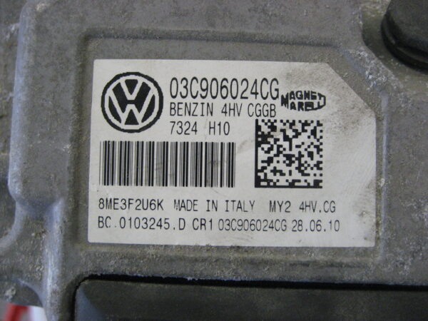 Seat BJ 2010 Motorsteuergerät 03C906024CG – Bild 4