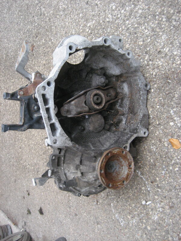 Skoda Getriebe GGV 3Zylinder Pumpedüse 1,4 l – Bild 5