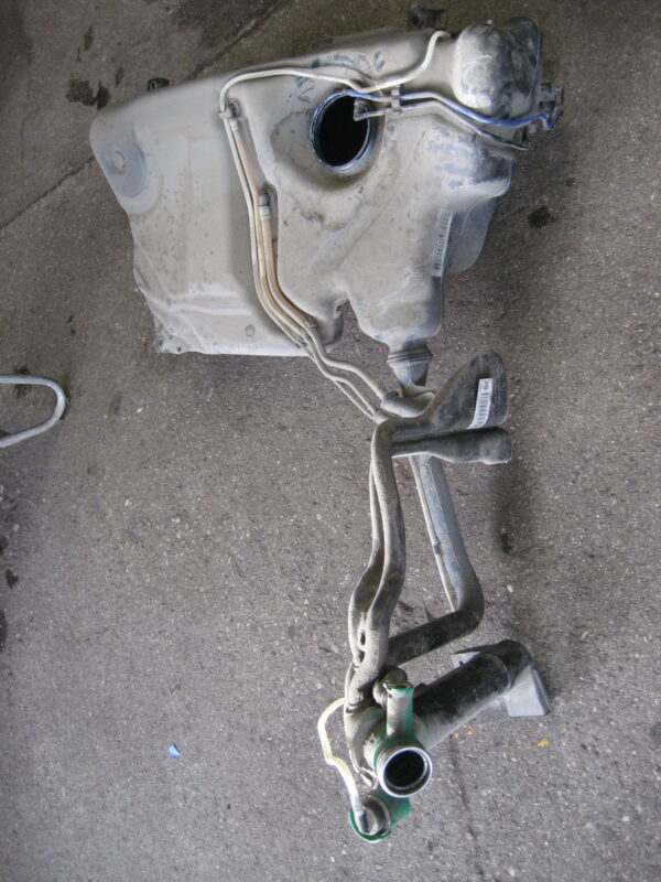 VW Polo 6R 2014 Tank