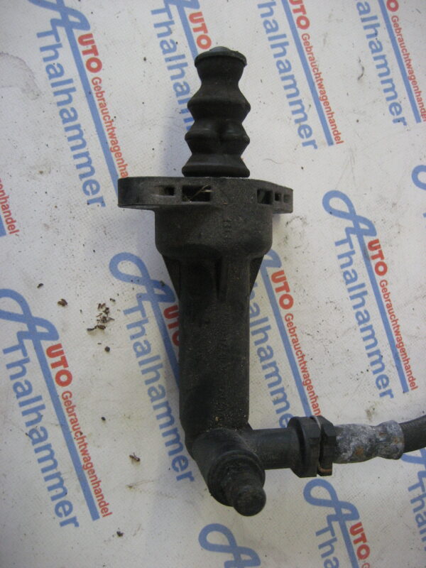 VW Caddy 2015, 5Q0721261 Kupplungsnehmerzylinder – Bild 2