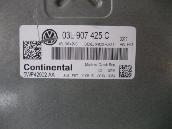 VW Caddy 2015, 03L907425C Motorsteuergerät – Bild 4