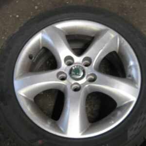 Skoda Fabia Felgen 6J 15 ET43 195/55 R15 – Bild 7