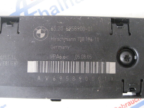 BMW 1er, 118d E87, 65206958900 Antennenverstärker – Bild 2