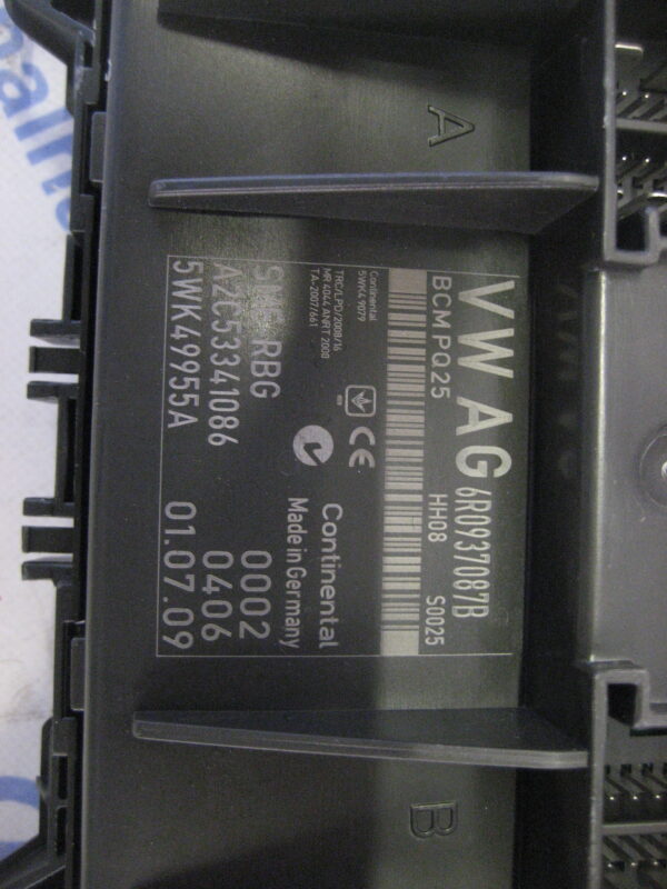 VW Polo 6R 2014, 6R0937087B Bordnetzsteuergerät – Bild 2