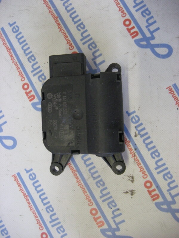 Audi A4 Avant 2007, 0132801305 Stellmotor Heizung Klima