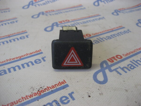 Audi A4 Avant 2007, 8E0941509 Schalter für Warnblinkanlage