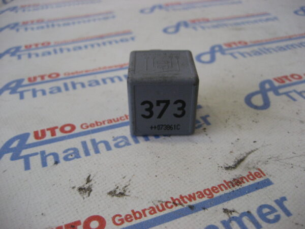 Audi A4 Avant 2007, 8D0951253A Relais Hupe