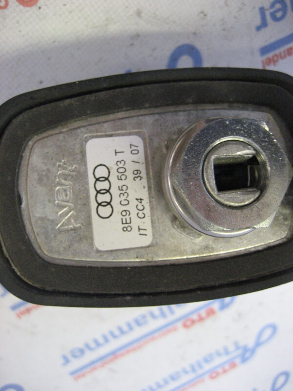 Audi A4 Avant 2007 Fahrzeugantenne 8E9 035 503 T – Bild 5