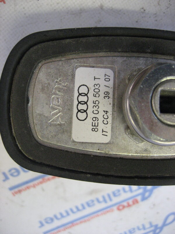 Audi A4 Avant 2007 Fahrzeugantenne 8E9 035 503 T – Bild 6