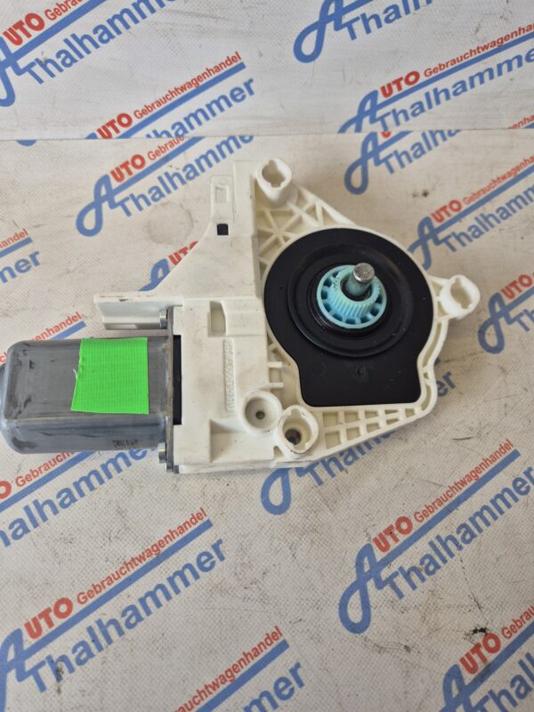 Audi A1 Fensterhebermotor li vo 8K0959801C – Bild 3