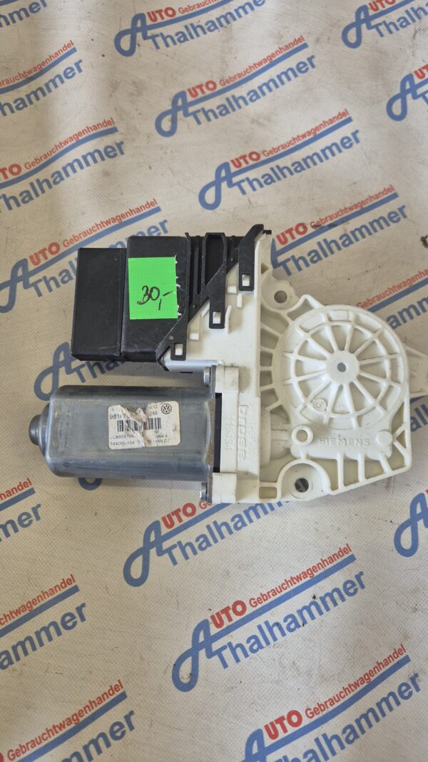 Passat 3C 2014 Fensterhebermotor rechts hinten 3C9959704 – Bild 4
