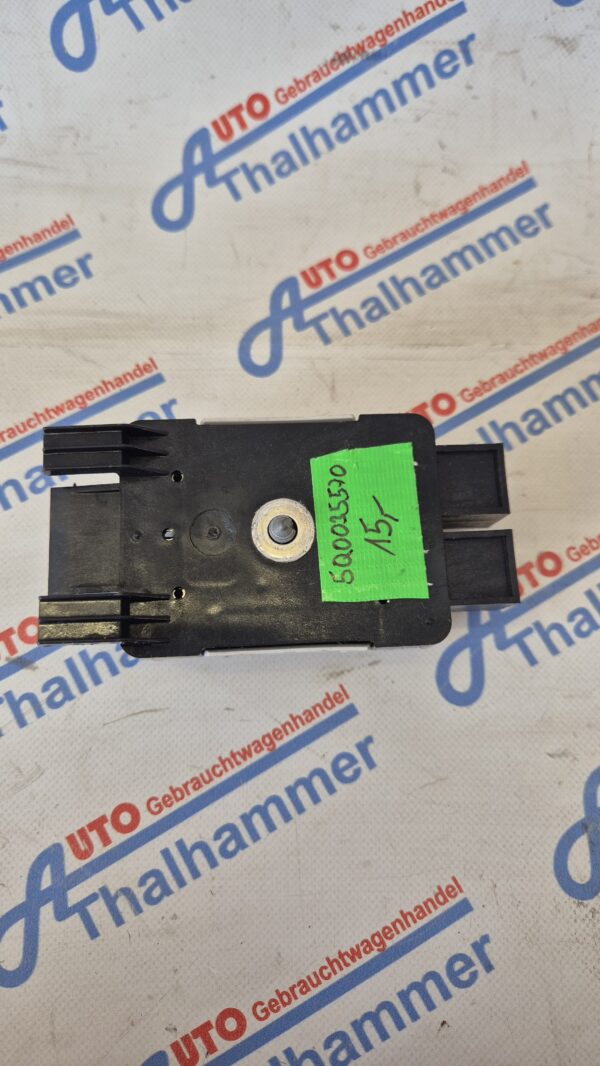 Golf VII Elektronikmodul Frequenzfilter Antennenverstärker 5Q0035570 – Bild 2