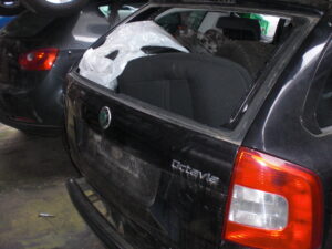 Skoda Octavia Heckklappe (nur Blech)